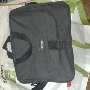 Forbes  vintage expandable carry bag with adjustable shoulder strap